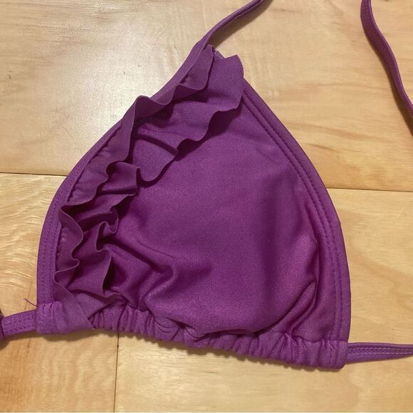G21 Metallic Purple Ruffled String Bikini Swimsuit Size Medium - Picture 4 of 15